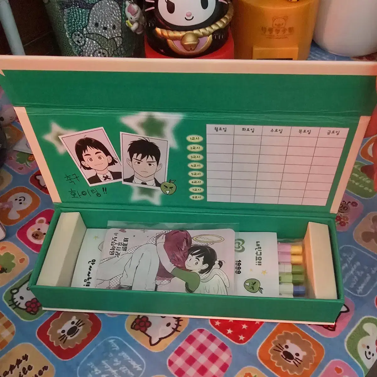 Webtoon A Perfect Ending Plan's Apple - Monami Collaboration Set