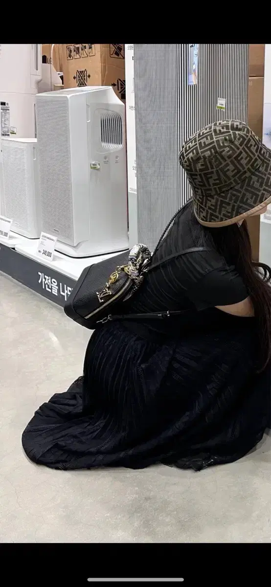 루이비통 여성 에피 알마백팩 가방 미니 크로스백