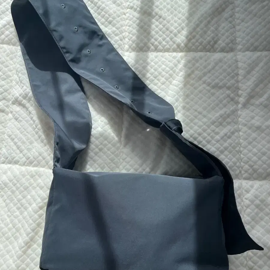 AMOMENTO　　DENIM CUBE BAG MUSINSA | AMOMENTO DENIM CUBE BAG (2COLORS)