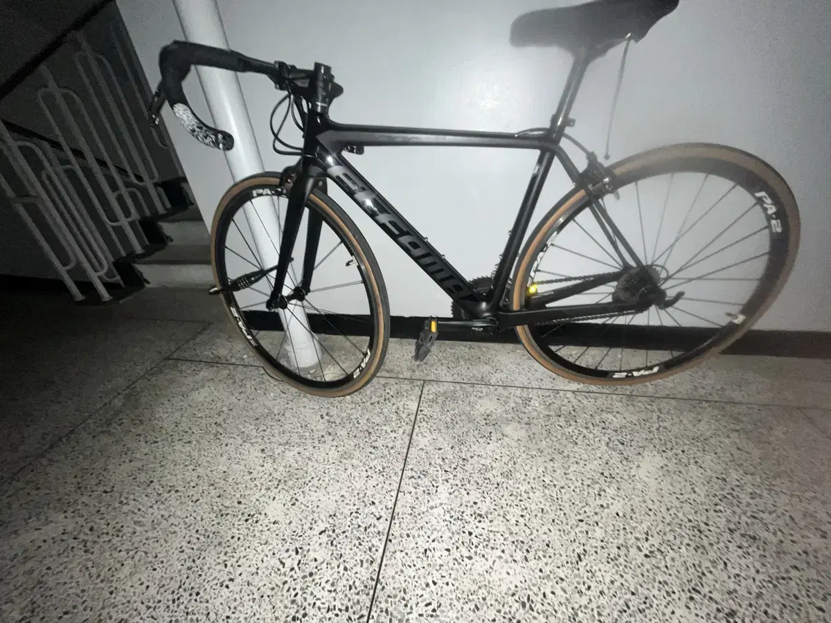 엘파마 풀카본 레이다 r5800 로드자전거