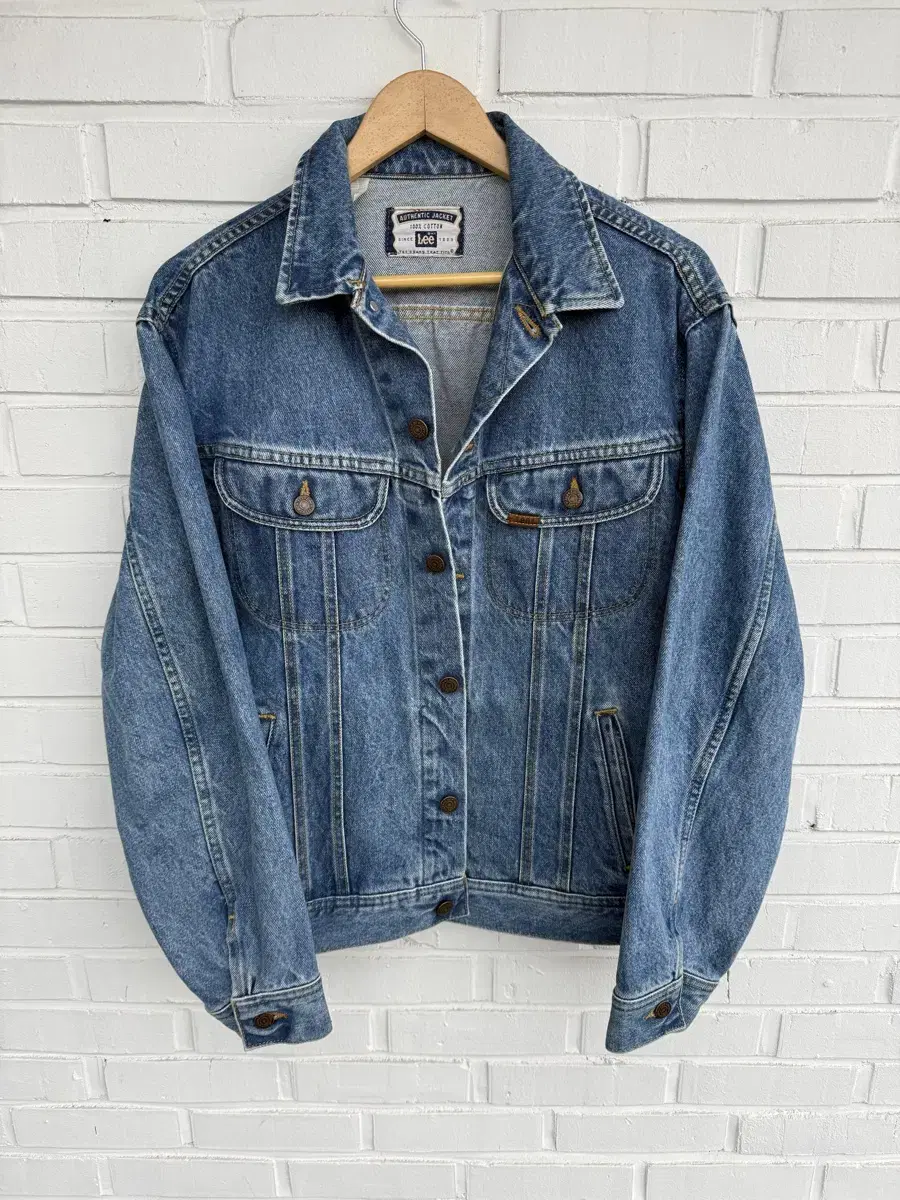 (Quick sale) Lee USA Denim Jacket Trucker Gizan