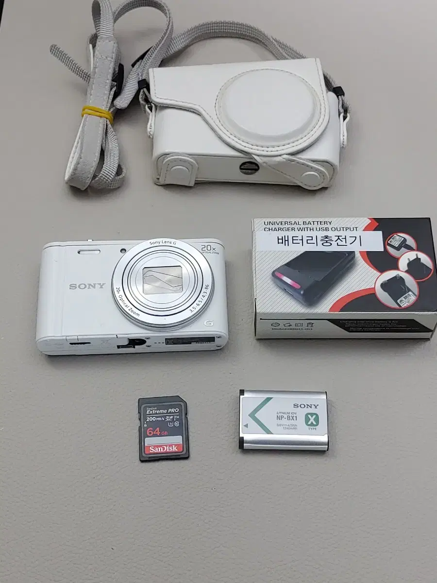 Sony DSC-WX300 Ready-to-use travel digital camera