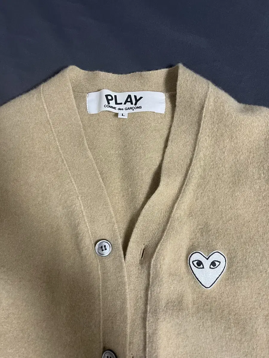 COMME des GARÇONS White and Pen Camellia Cardigan L