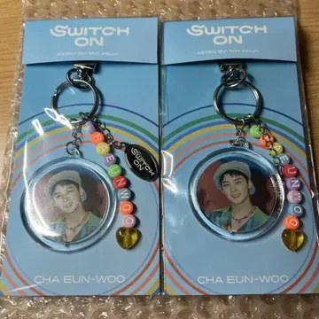 CHOW SWITCH ON 키링 2세트