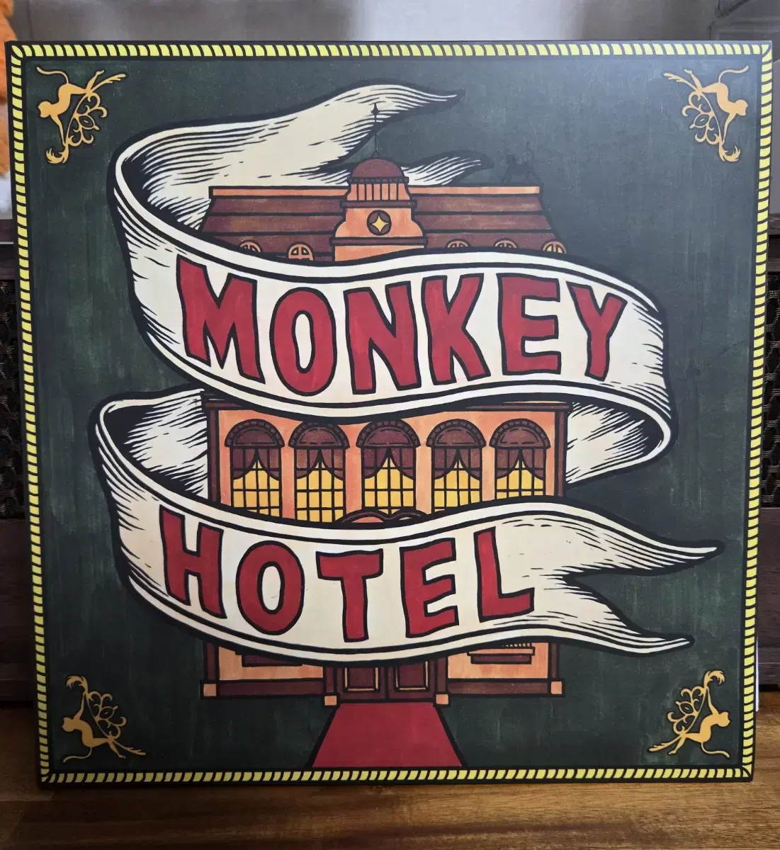 Jannabi Monkey Hotel LP (Black)