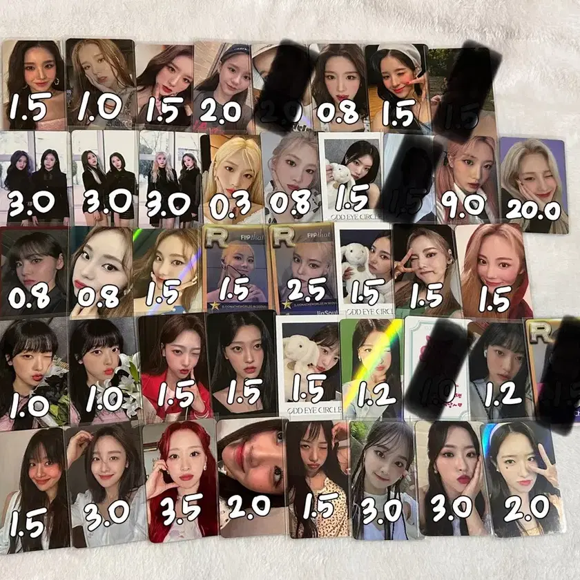 Buy LOONA Signed albums, Rare photocards on Bunjang!