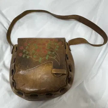 가죽 백 모리걸