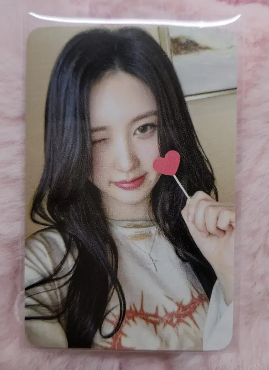 아이브 사웨럭드 가을