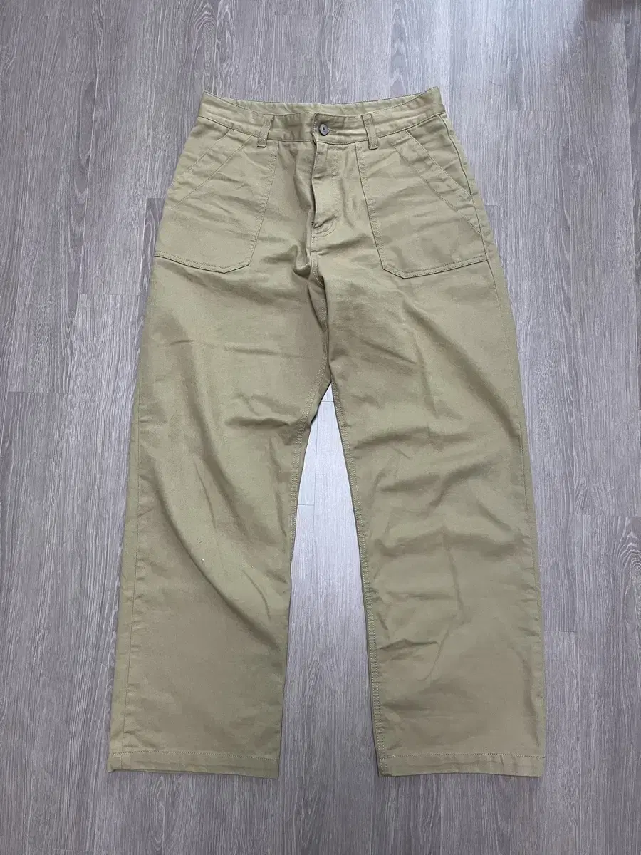 Uniform Bridge Wide Pants