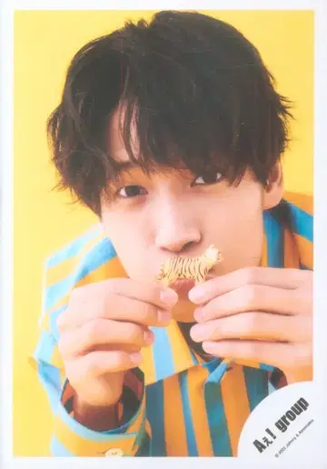A! 그룹 22년 인사말 사진 신년 버전 사노 아키야 공식 사진 *1장