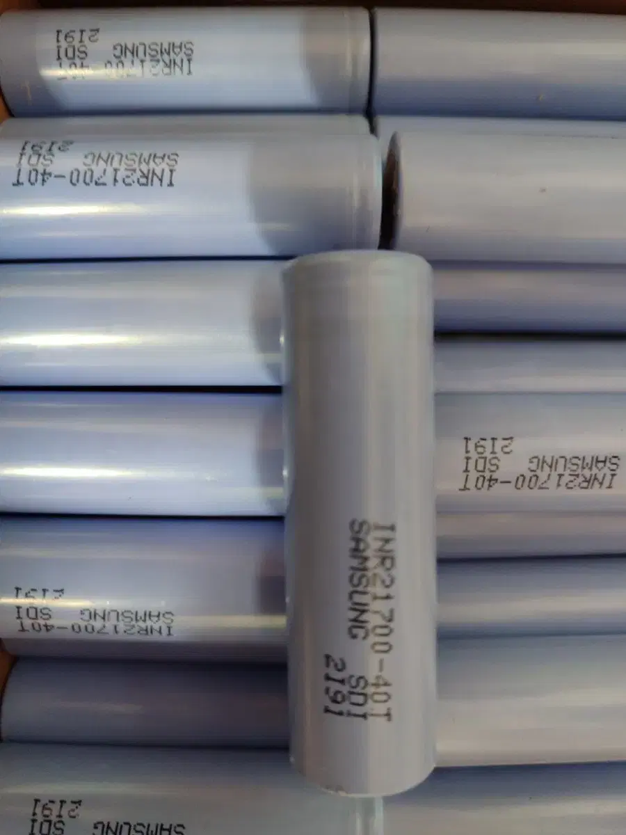 삼# 40T 10개 .4000mAh. 21700고방전.