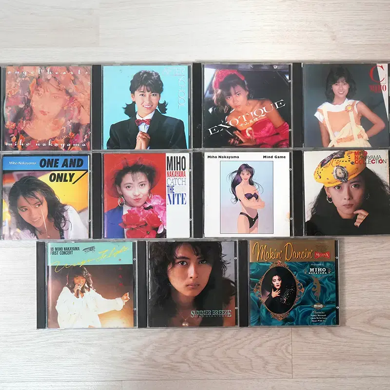 Miho Nakayama's regular album and 11 other CDs are on sale.