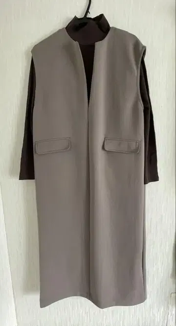 ITEMS 이너가 달린 원피스 그레이지