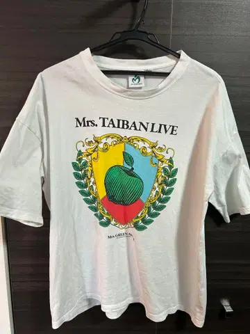 미세스 그린애플 대 밴드 티셔츠 L사이즈