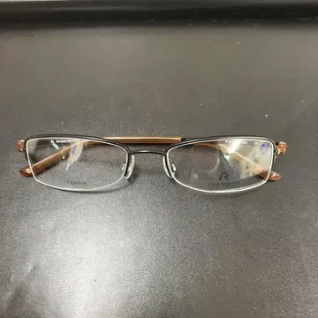 Rodenstock R4681 데드스탁