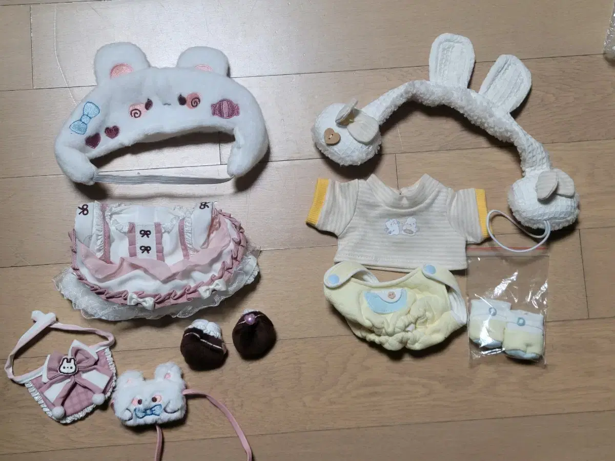 20cm 인형옷(메이드, 토끼옷) 판매