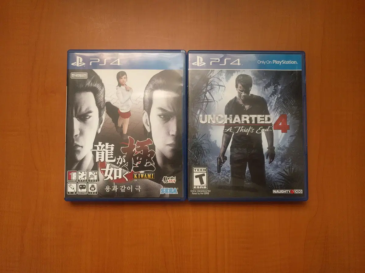 PS4 언차티드4 용과같이 극