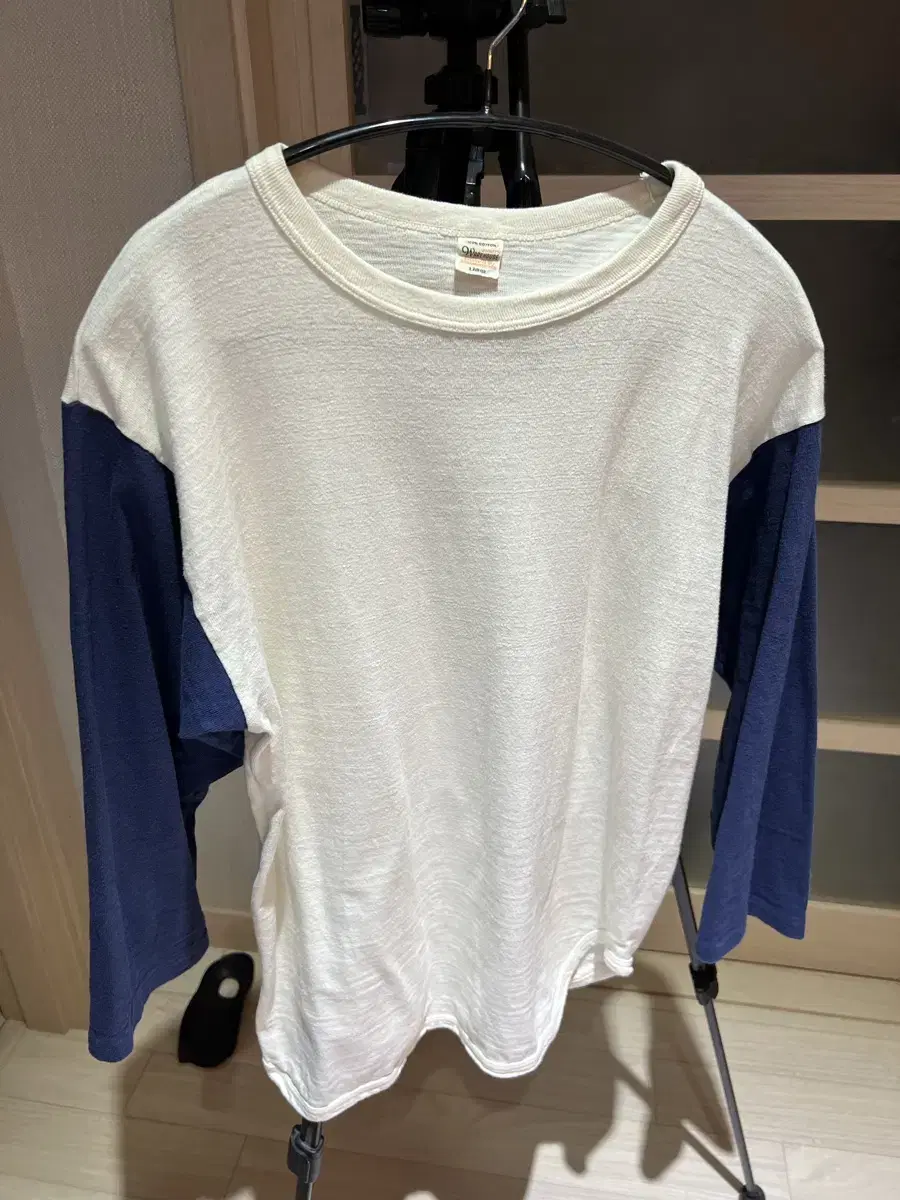Warehouse / 7-piece T-shirt / Large