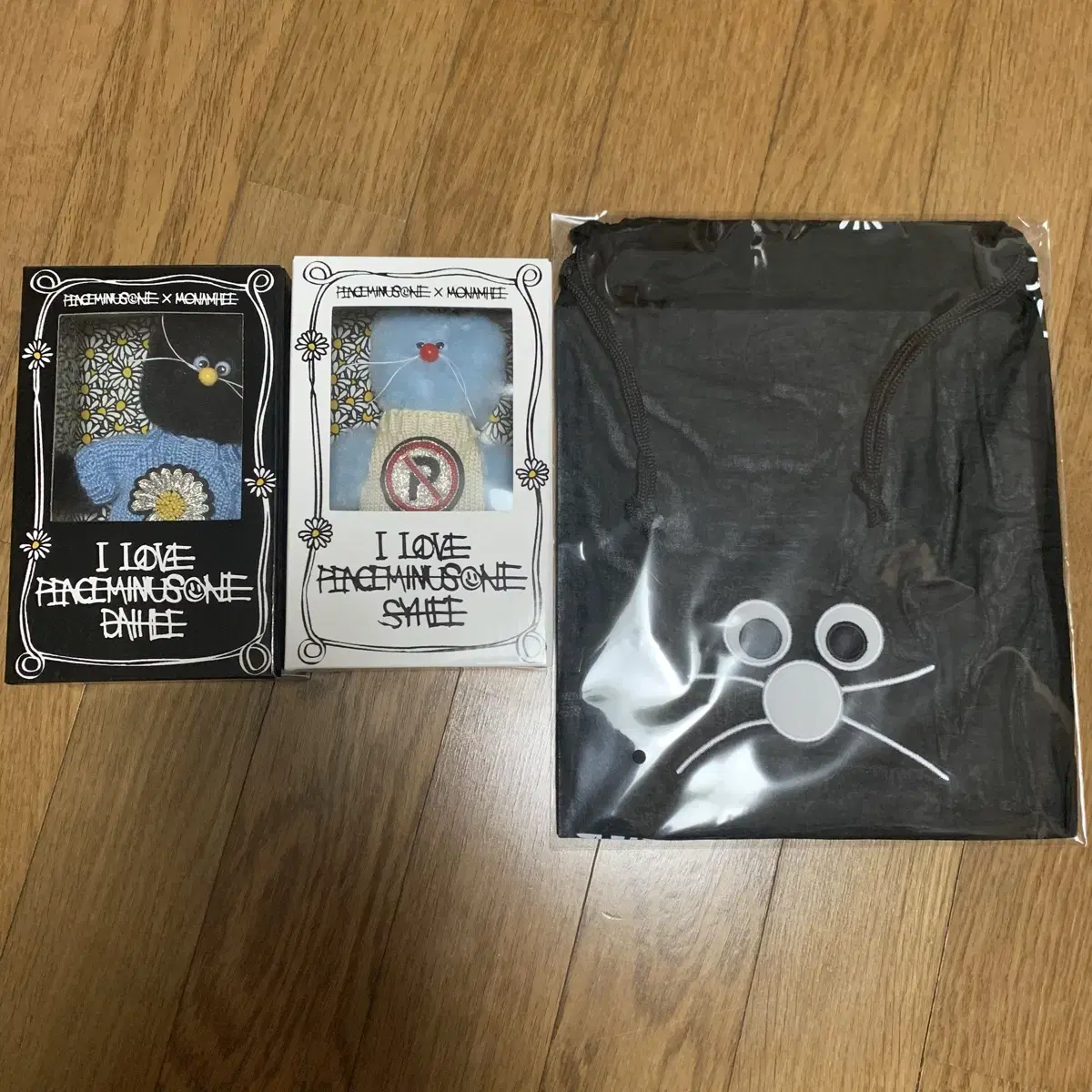 Mo Nam-hee, Pi Ma Won, De Hee, Ji Hee Gift Bag Set