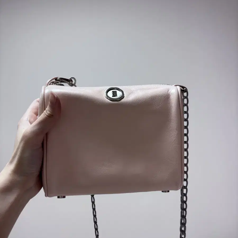 Minitmute bret mini bag soap pink（Meg Braff x Weezie Small