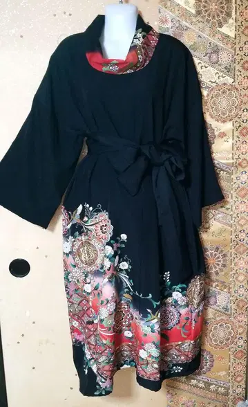 기모노 리메이크 블랙 전통 예복 기모노 오리엔탈 패턴 원피스