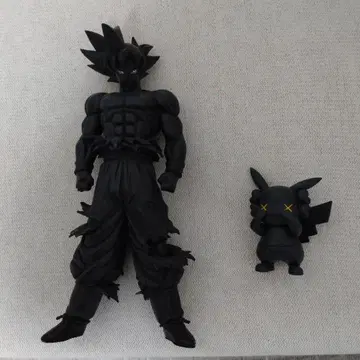 드래곤볼 피카츄 블랙 피규어 약 30cm