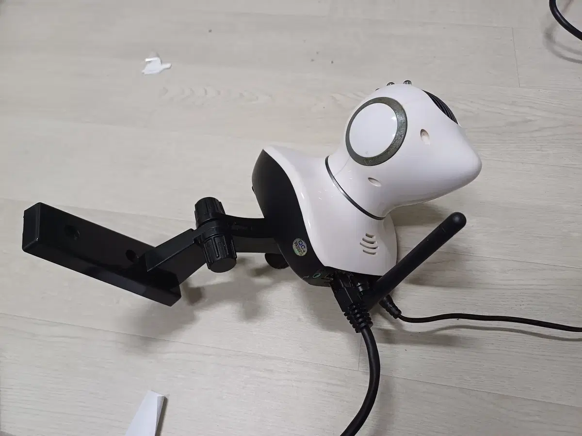 이지앤 EasyN ES100V CCTV 카메라