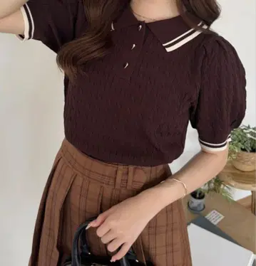 NICE CLAUP 하트 버튼 케이블 폴로 니트