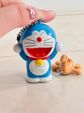 영화 도라에몽: 진구(노비타)의 공룡 2006 피스케 키링