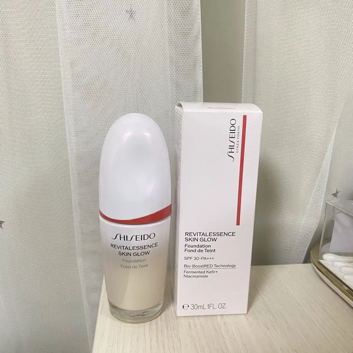 Shiseido RevitalEssence Skin Glow Foundation