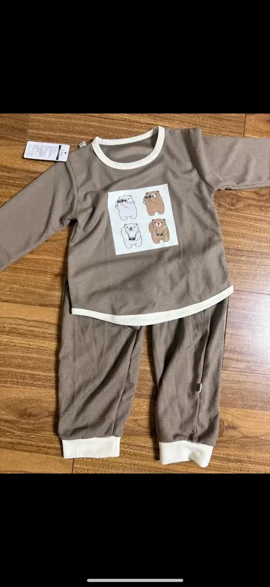 Children's clothing, indoor wear, top and bottom set, 130 (new clothes with tags)