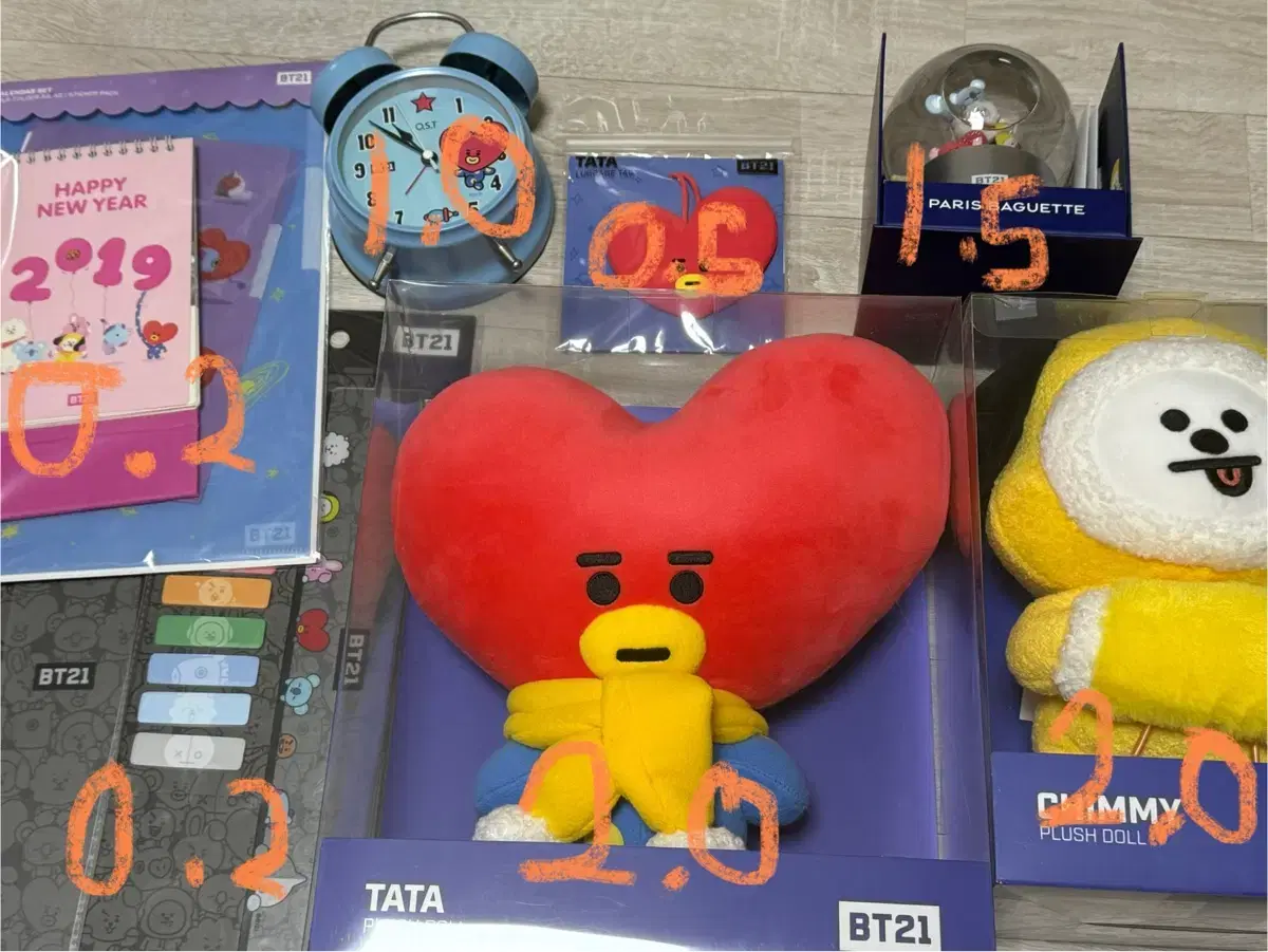 bt21 인형 시계 스노우볼