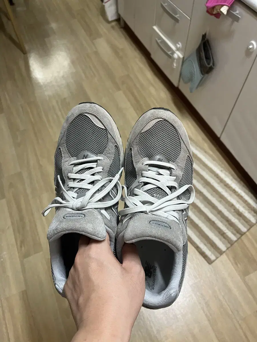 뉴발란스 2002R 290