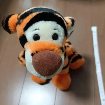빈티지 월트 디즈니 곰돌이 푸우 티거 봉제 인형