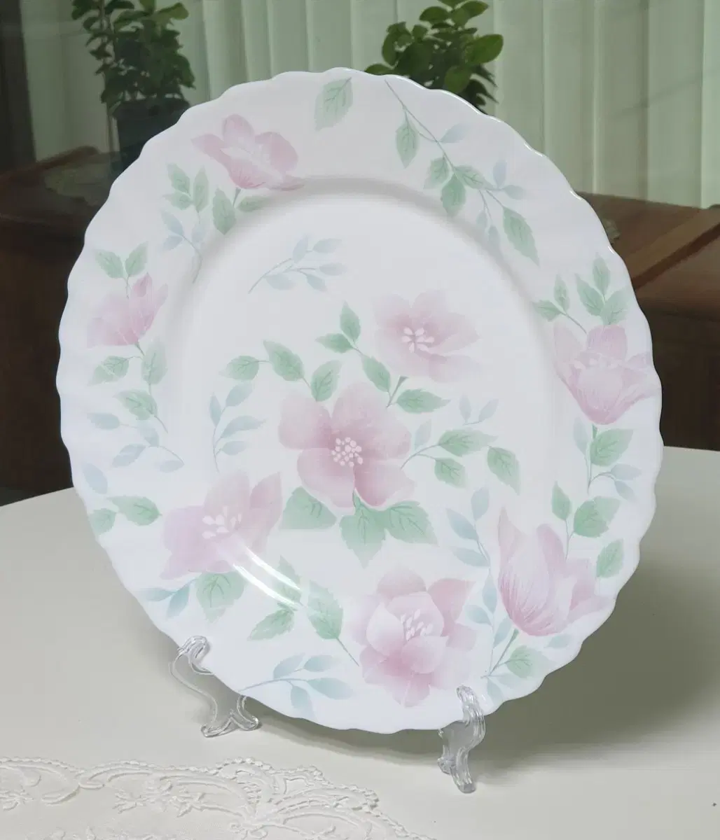 French Akopal Floral Plate Set (Milk Glass/Vintage Retro Bowl/Plate)