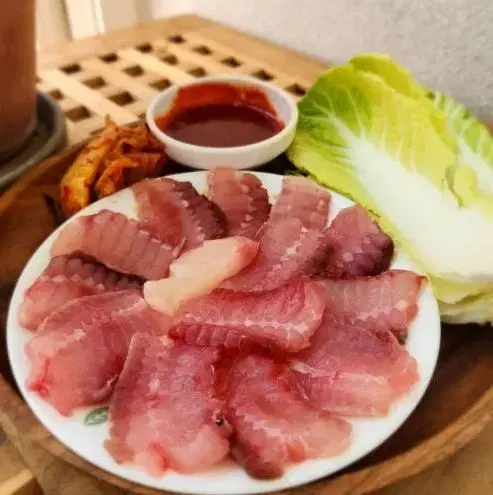 [New Item] Authentic black rockfish sent directly from Heuksando Island, enjoy hongtang at home!