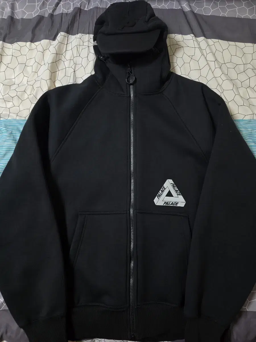 (XL) 23fw 팔라스 써멀 본디드 캡 후드 블랙