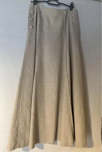 보더스 앳 발코니 린넨 스커트