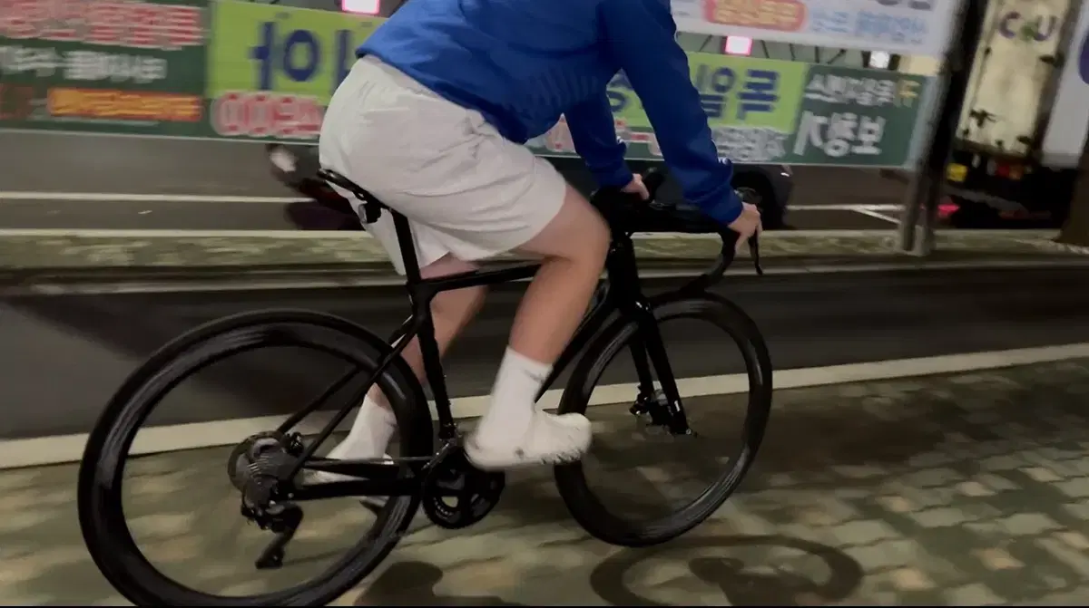 로드 첼로케인d7 신형  풀카본 2023 대차
