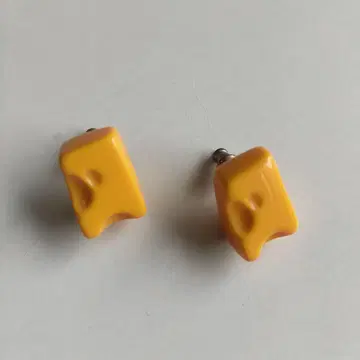 Q-pot 치즈 귀걸이