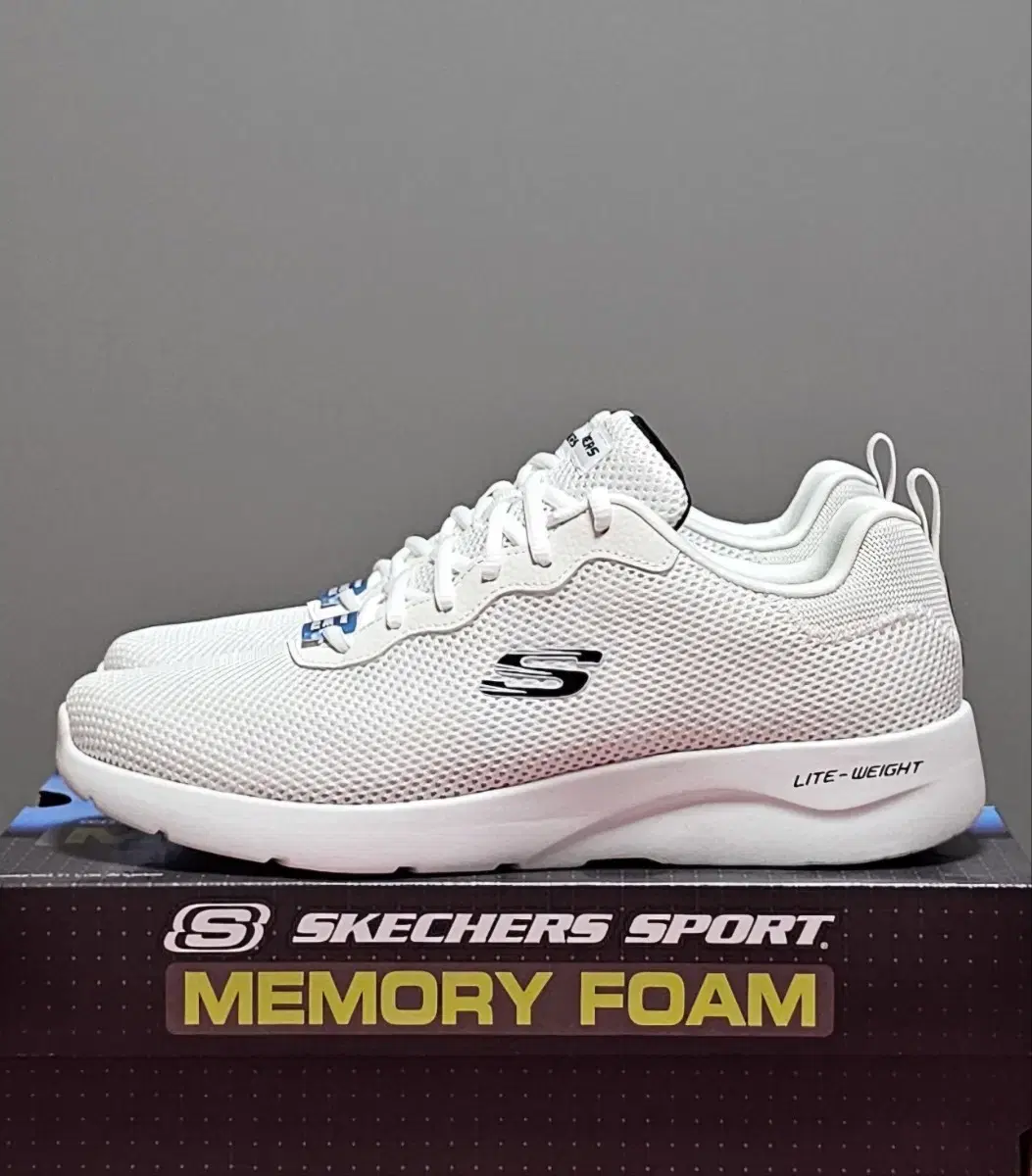 Skechers Memory Foam Sneakers 260 [Unisex/New]