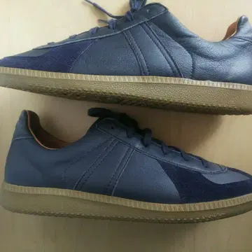 새상품 리프로덕션 오브 파운드 네이비 가죽 스니커즈 42