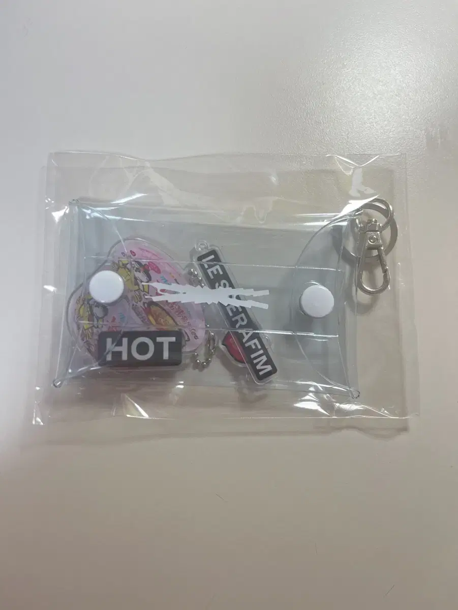 le sserafim HOT pop up Keyring