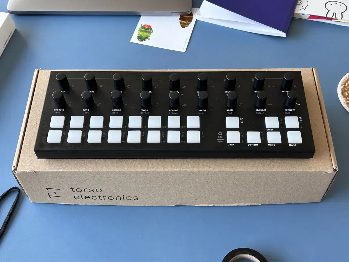 Torso t1 sequencer 시퀀서 (일렉트로닉, 신디사이저)