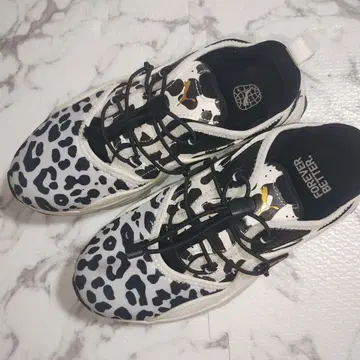 Puma 레오파드 무늬 신발 스니커즈 24cm