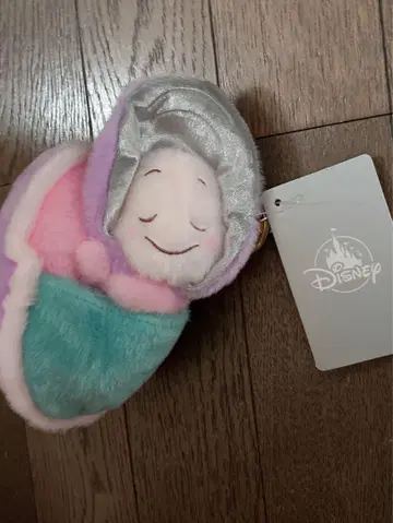 디즈니 스토어 영 오이스터 참