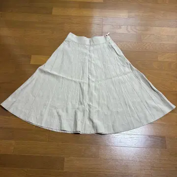 마가렛 호웰 린넨 스커트