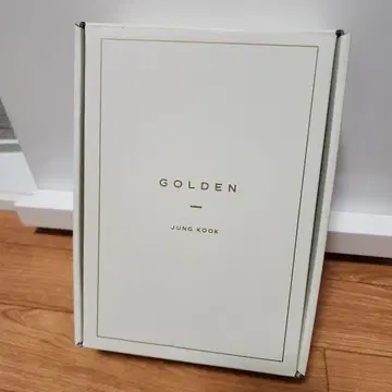 BTS MERCH BOX #18 정국 골든