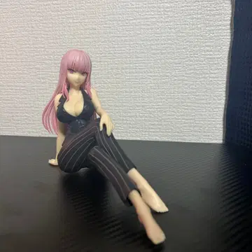 모리 카리오페 피규어