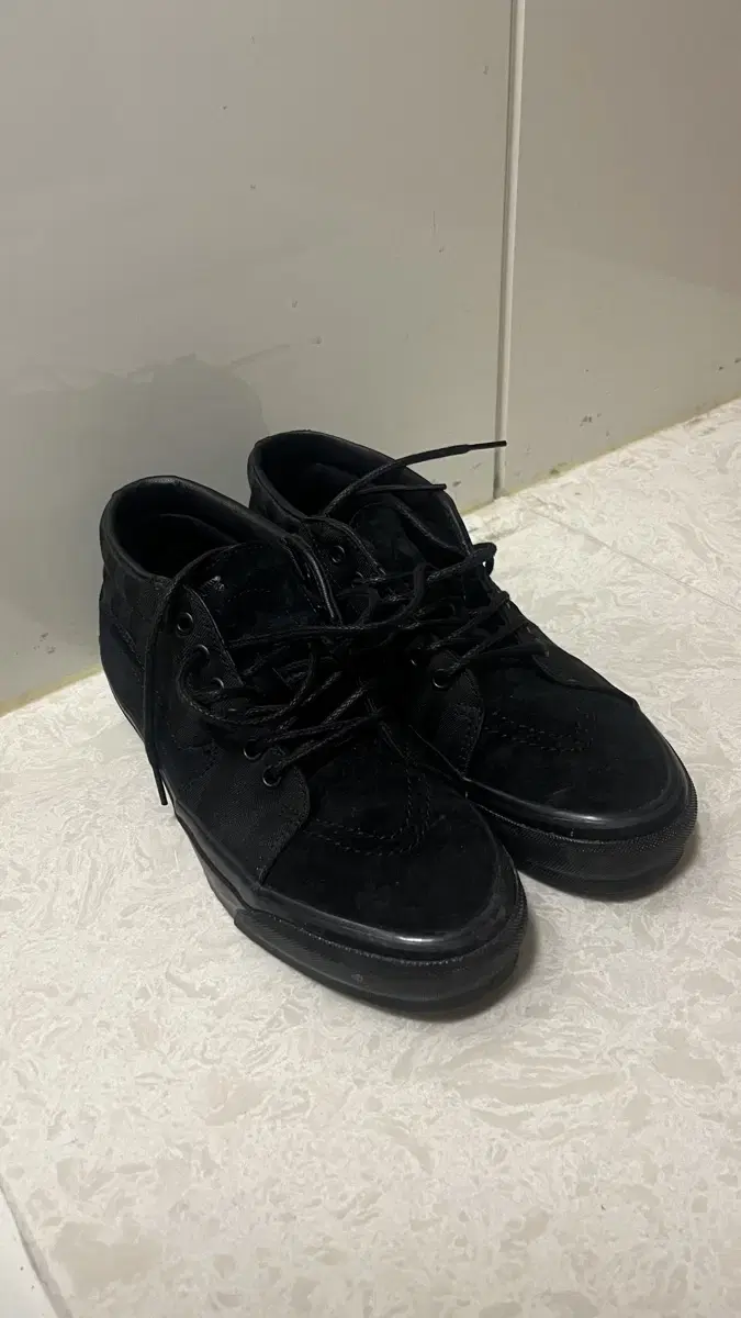 반스 sk8-mid (tdc) 블랙 270 팝니다